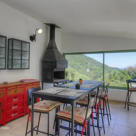Casa Di L'apa Bed & Breakfast 3*